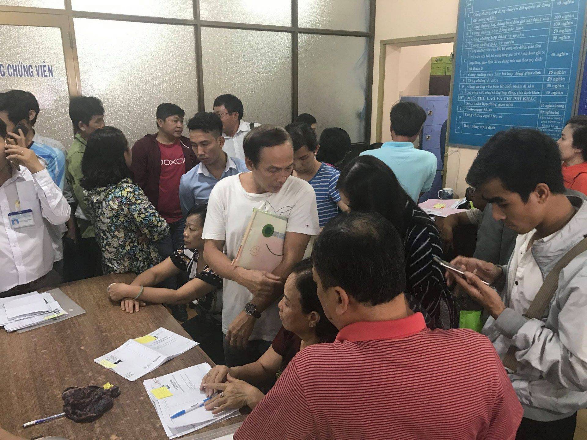 công chứng đất ở đức hòa ở đâu