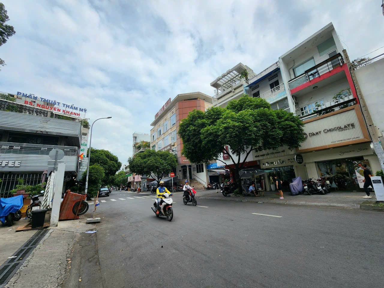 bán nhà lê thị riêng quận 1
