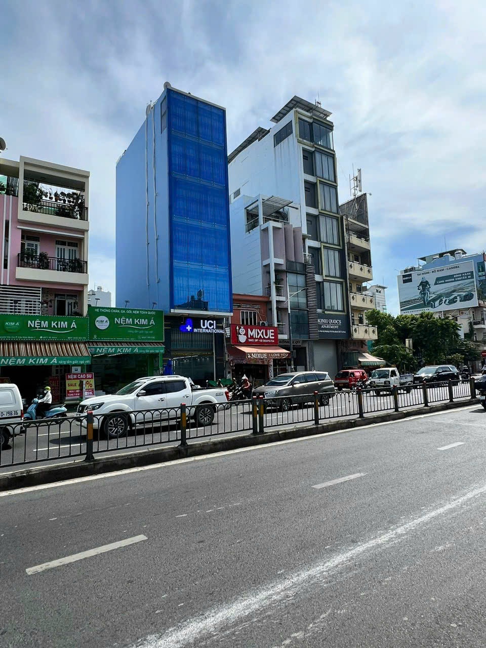 bán nhà mặt tiền nguyễn văn cừ