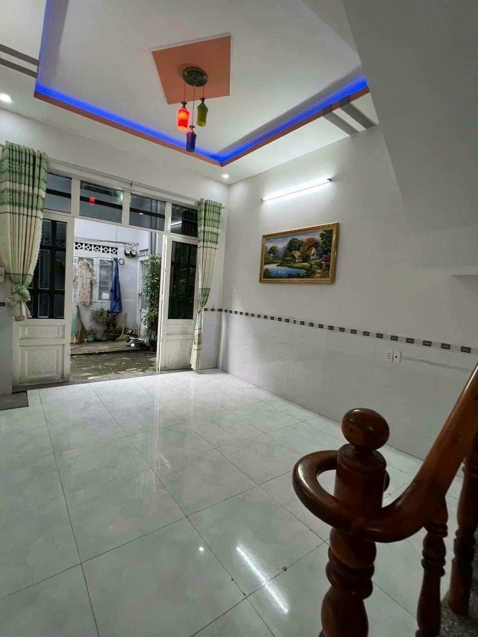 bán nhà chợ chữ S hóc môn