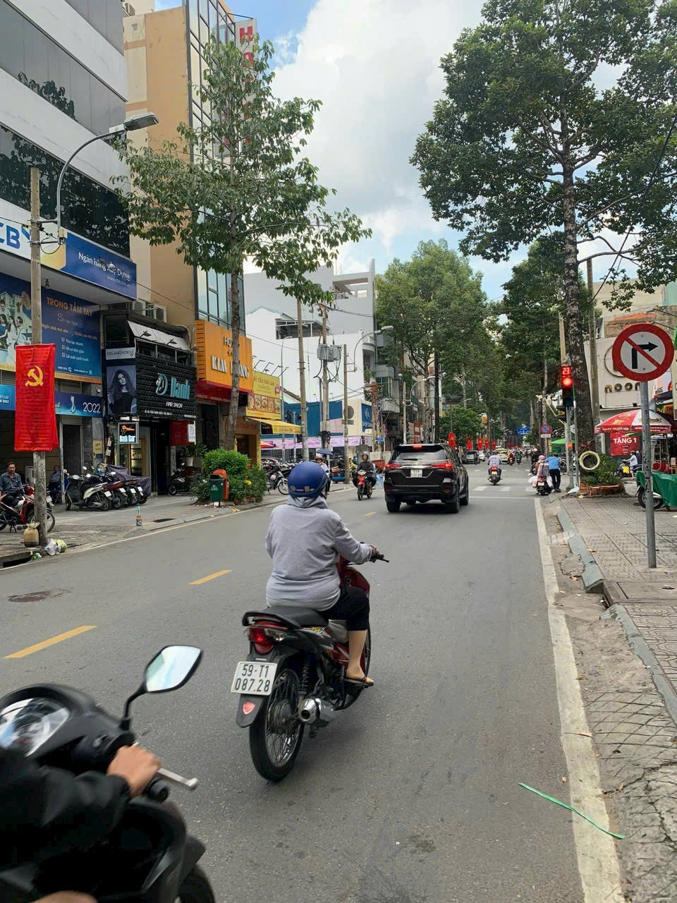 bán nhà mặt tiền trần quang khải