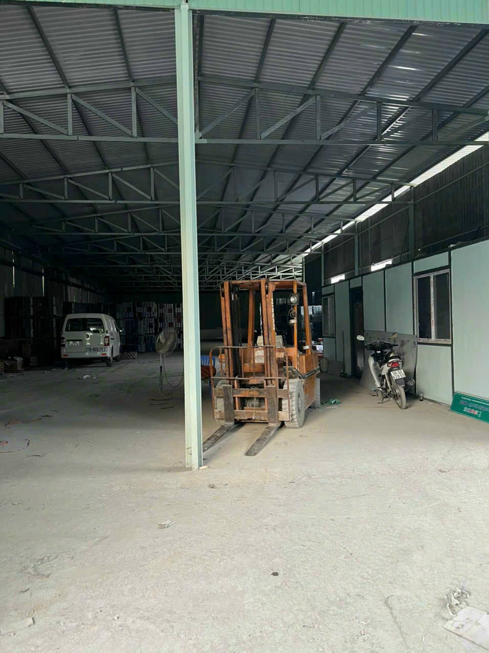 kho xưởng hóc môn cần bán